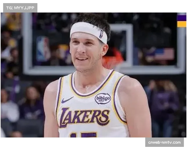 从双向合同到更衣室领袖：奥斯汀-里夫斯在湖人的成长历程